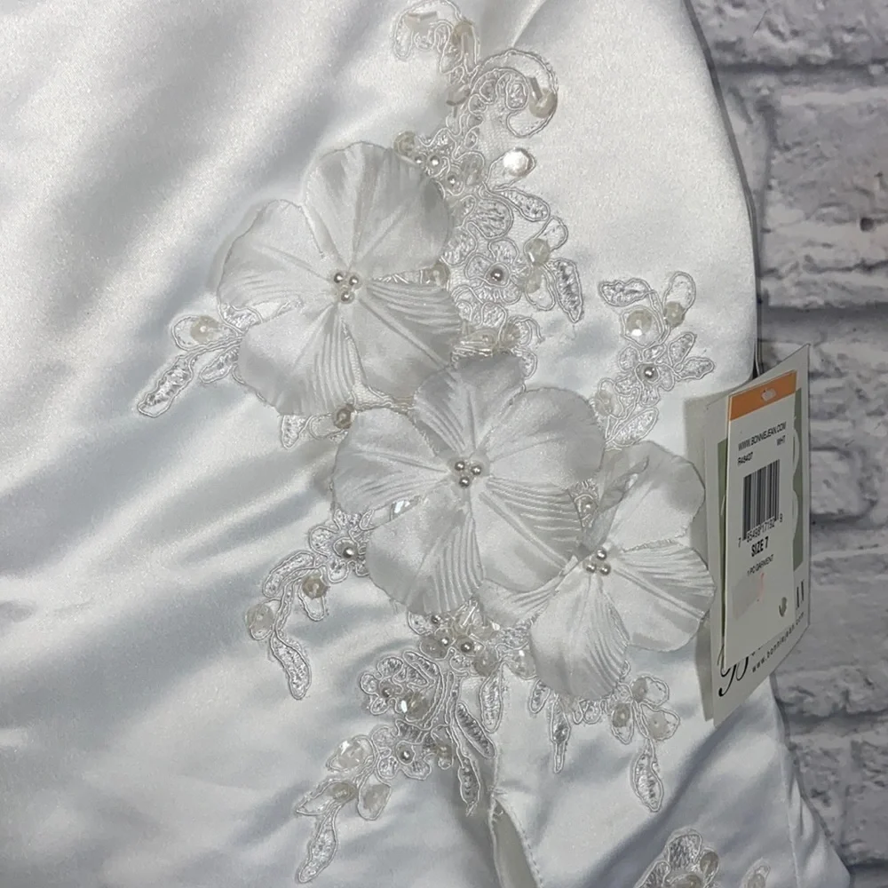 Bonnie Jean Girl's 7 White Asymmetrical Embroidered Lace Formal Dress